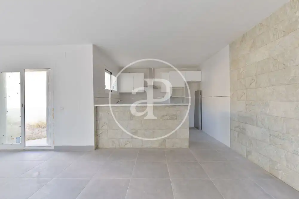Casa aparellada amb terrassa en venda a Godelleta, imagen 8