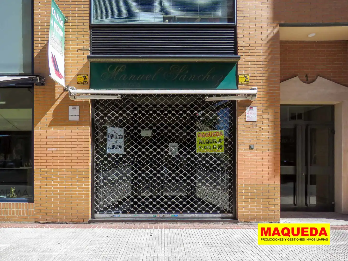 Local comercial de lloguer a Calle Gabriela Mistral 3, imagen 2