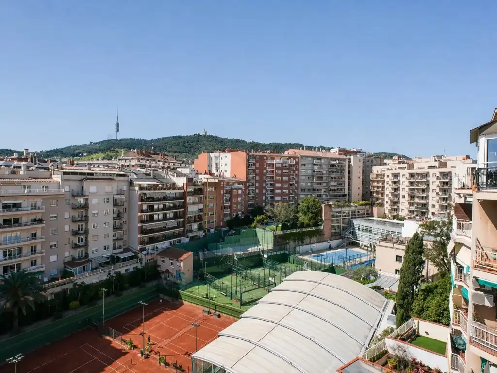 Exterior view of Attic for sale in Barcelona