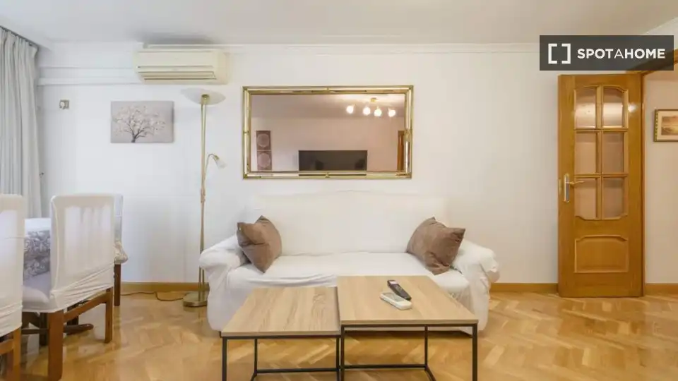 Flat for rent in Media Legua