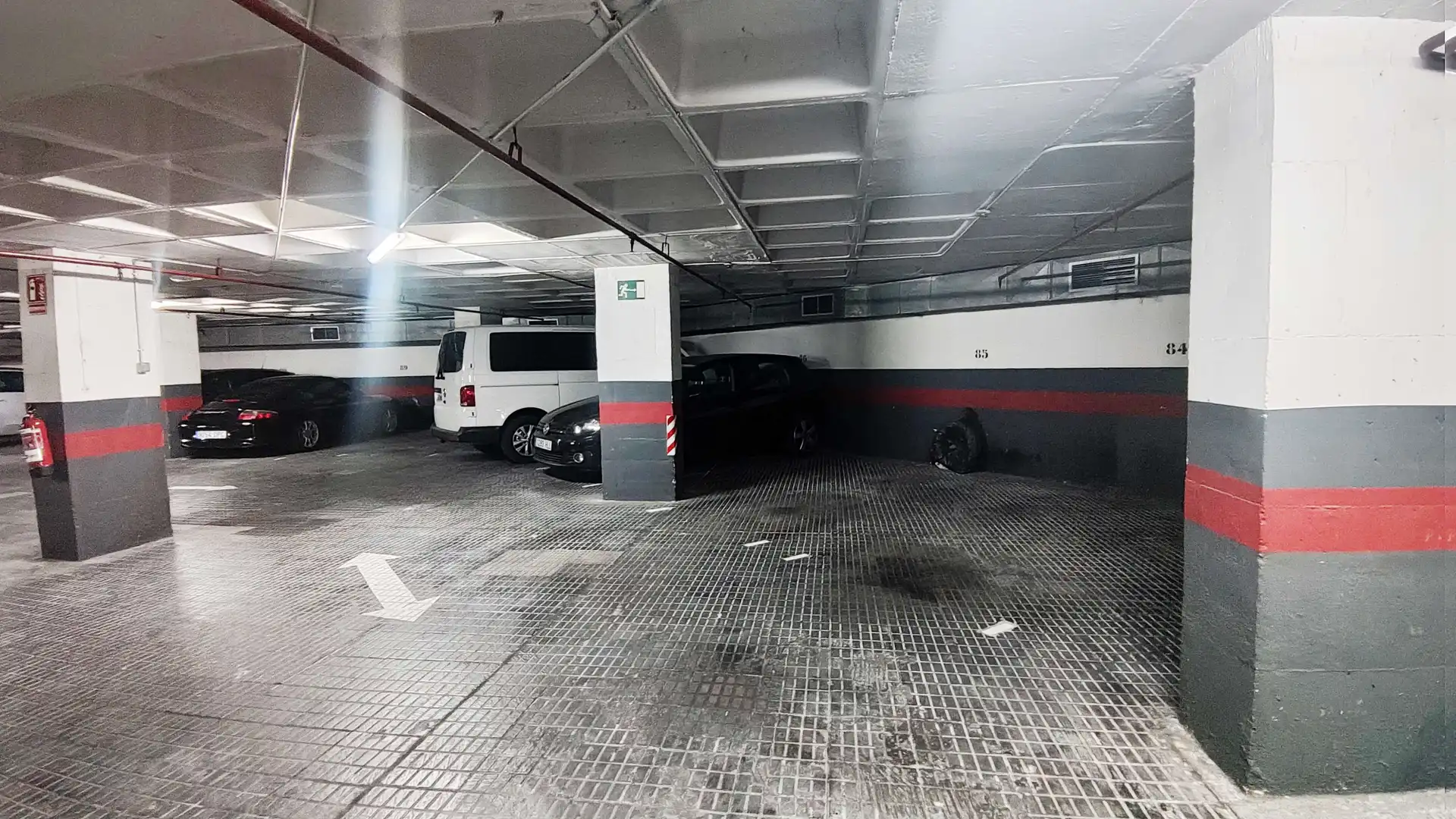 Garage for rent in Carrer del Bruc, 111, Dreta de l'Eixample