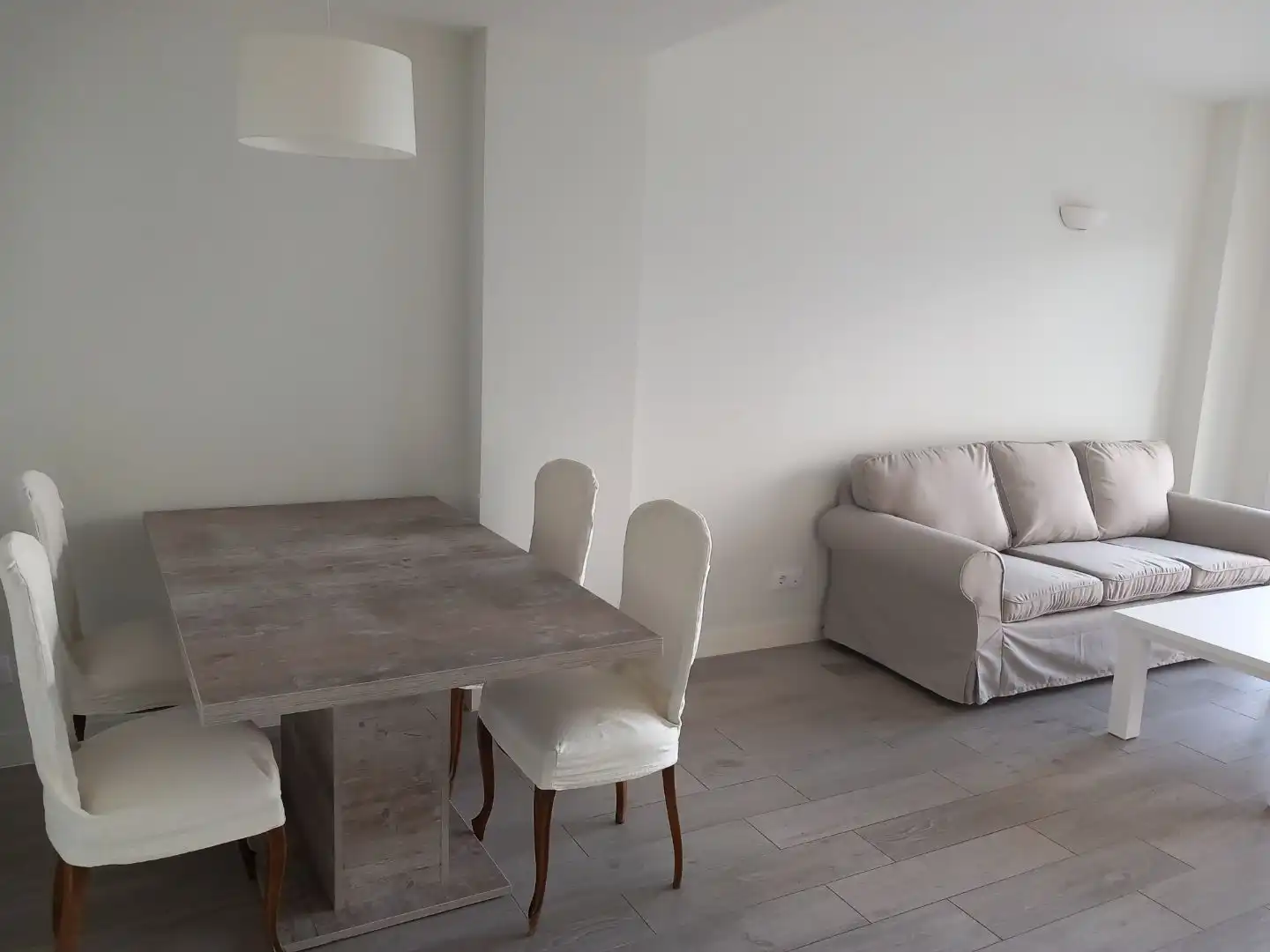 Piso de alquiler en Sant Joan Despí, Barcelona