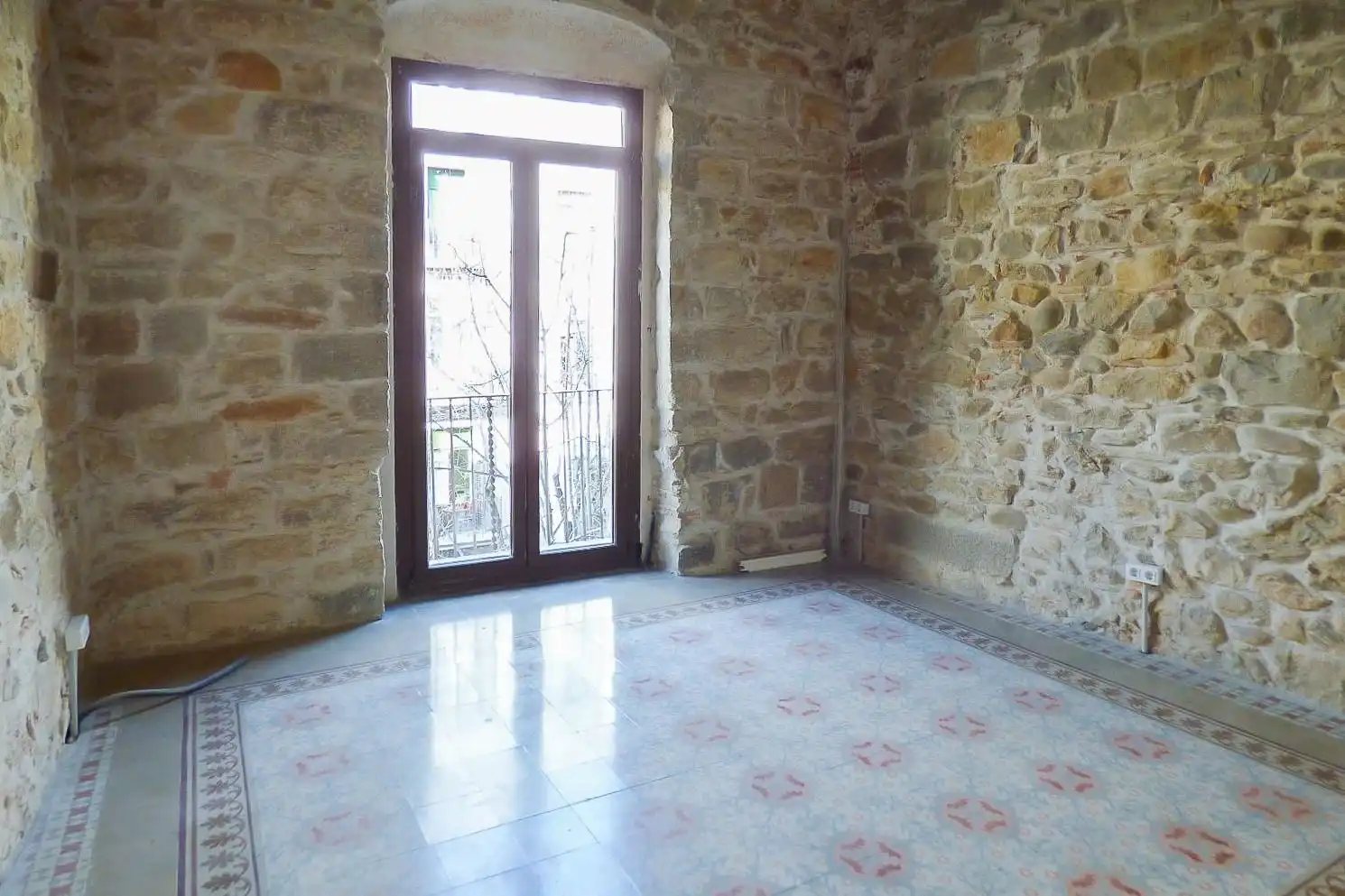Apartments for rent in Centre - Barri Vell