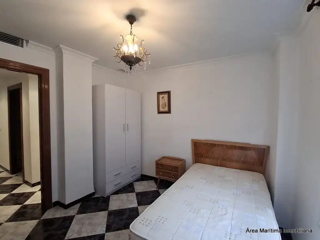 Flat for rent in Carrer d'Ernest Anastasio, El Cabanyal - El Canyamelar