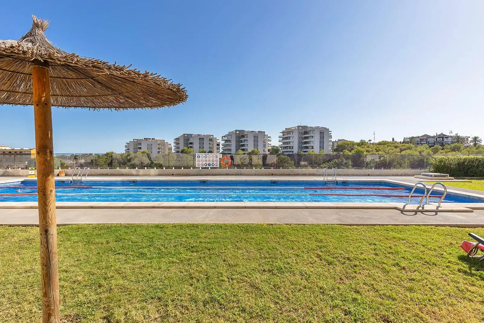 Apartamento con piscina en venta en Calle CLAVO, imagen 8