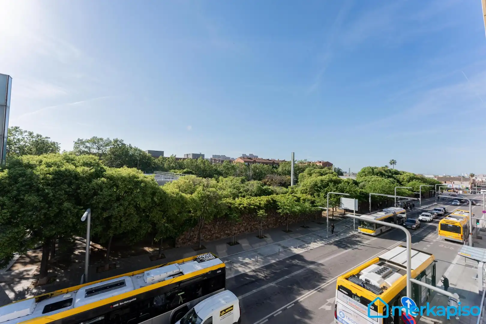 Vista exterior de Piso en venta en Viladecans con Calefacción, Parquet y Balcón