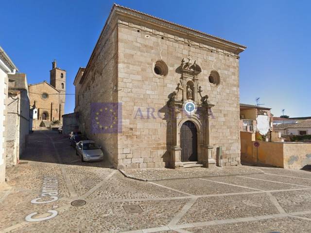 Casa-chalet en Venta en Alcántara