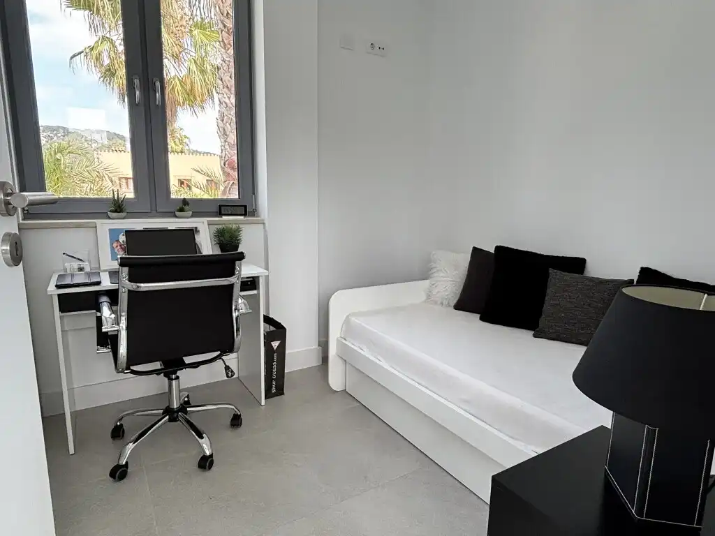 Habitación de Casa o chalet en venta en Alcúdia con Aire acondicionado, Calefacción y Jardín privado