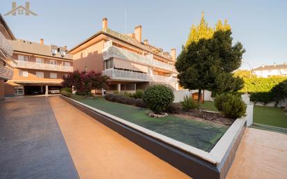 Exterior view of Flat for sale in Collado Villalba  with Air Conditioner and Terrace