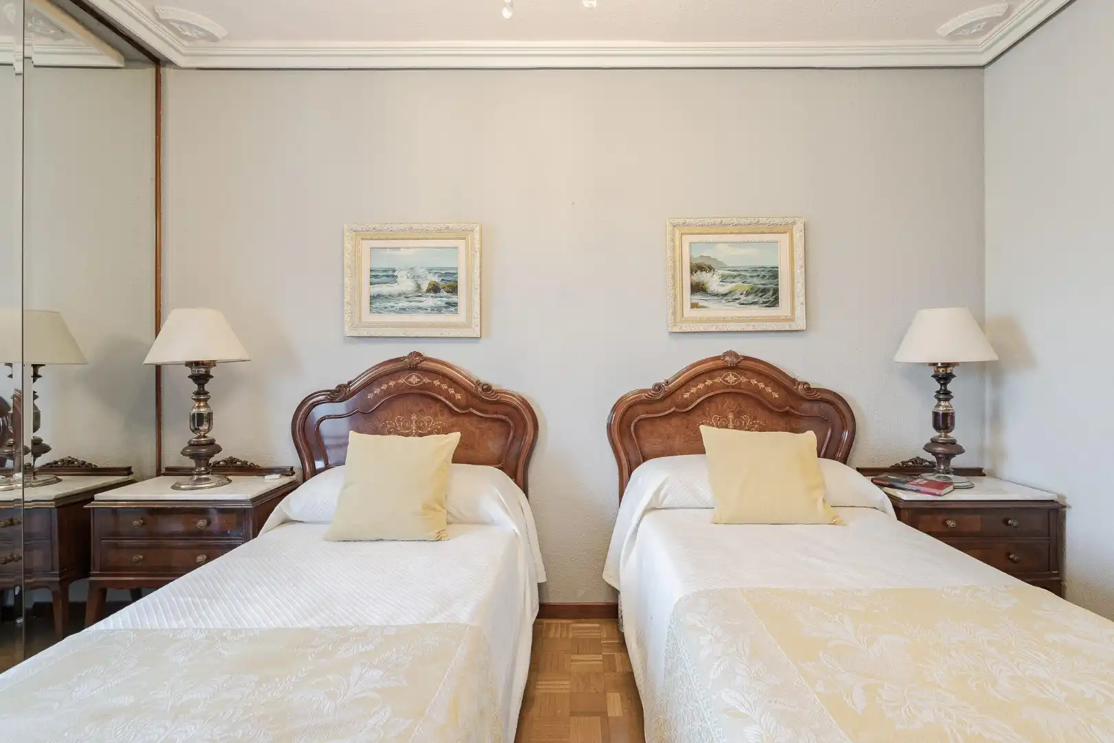Bedroom of Flat for sale in Alcalá de Henares  with Heating, Terrace and Furnished