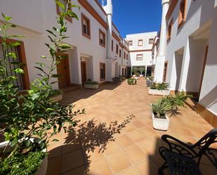 Vista exterior de Dúplex en venda en Chiclana de la Frontera amb Aire condicionat i Terrassa