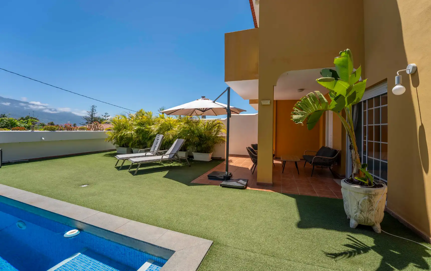 Terrassa de Casa adosada en venda en Santa Úrsula amb Aire condicionat, Jardí privat i Terrassa