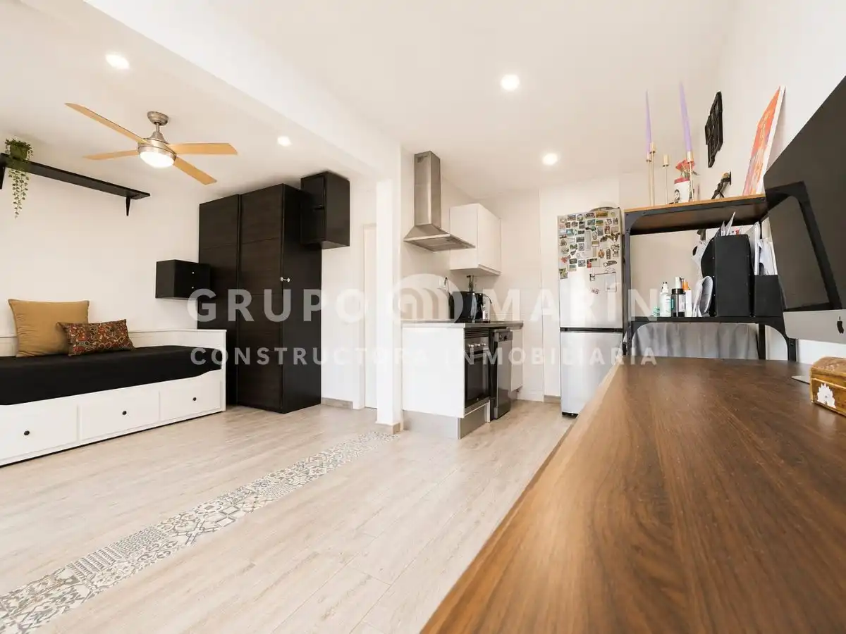 Cuina de Loft en venda en Barcelona amb Calefacció, Terrassa i Moblat