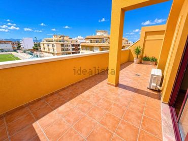 Ático con balcón en venta en Formentera del Segura