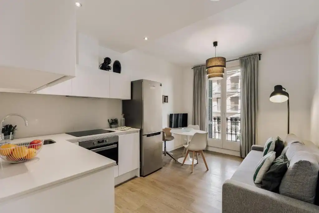 Piso de alquiler en Las Piscinas Naturales, Playa del Cura