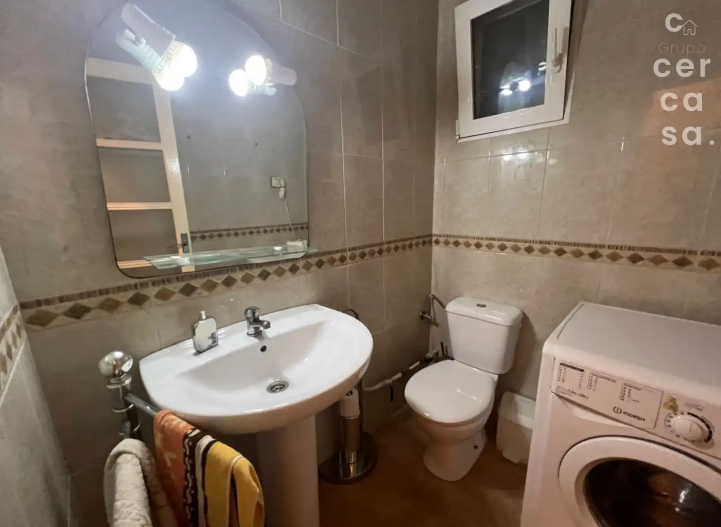Bathroom of Flat for sale in Valencia  with Terrace and Storage room