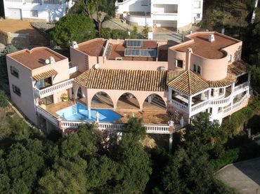 Haus mit Pool zum Verkauf in Nord