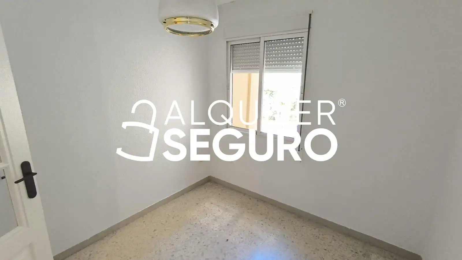 Bedroom of Flat for rent in Sevilla  with Air Conditioner