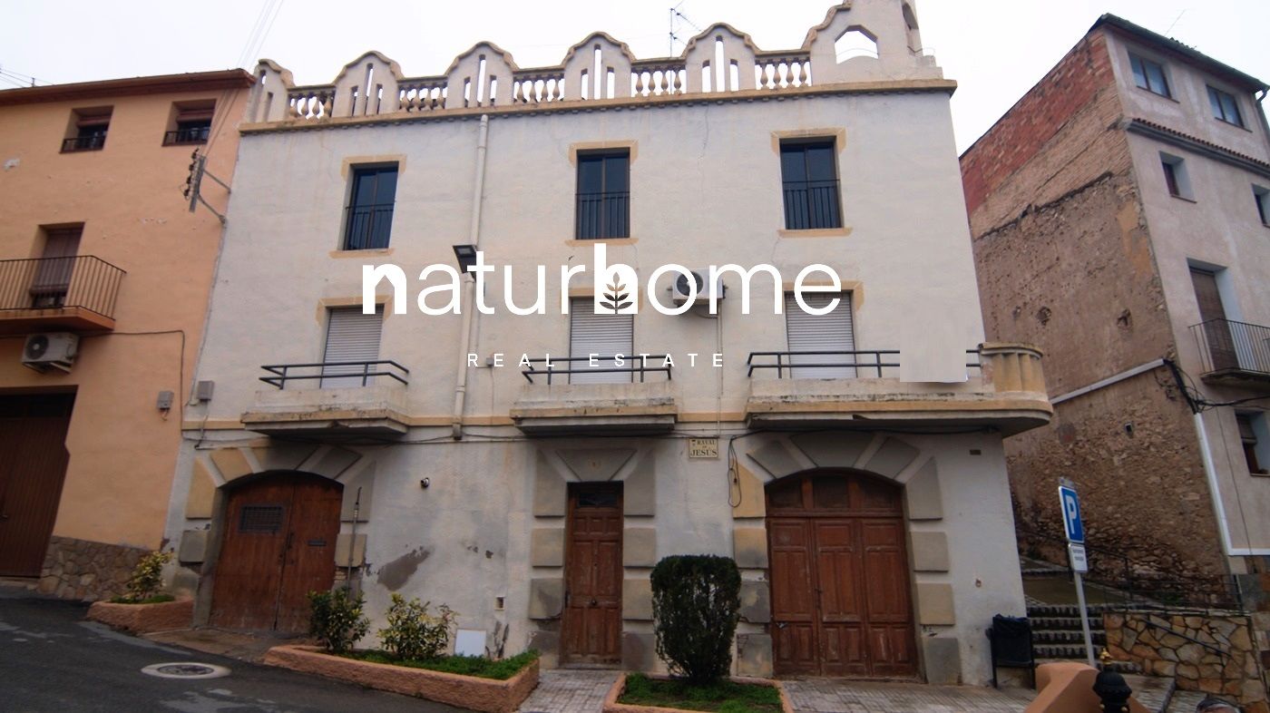 Exterior view of Single-family semi-detached for sale in Móra d'Ebre  with Air Conditioner, Heating and Terrace