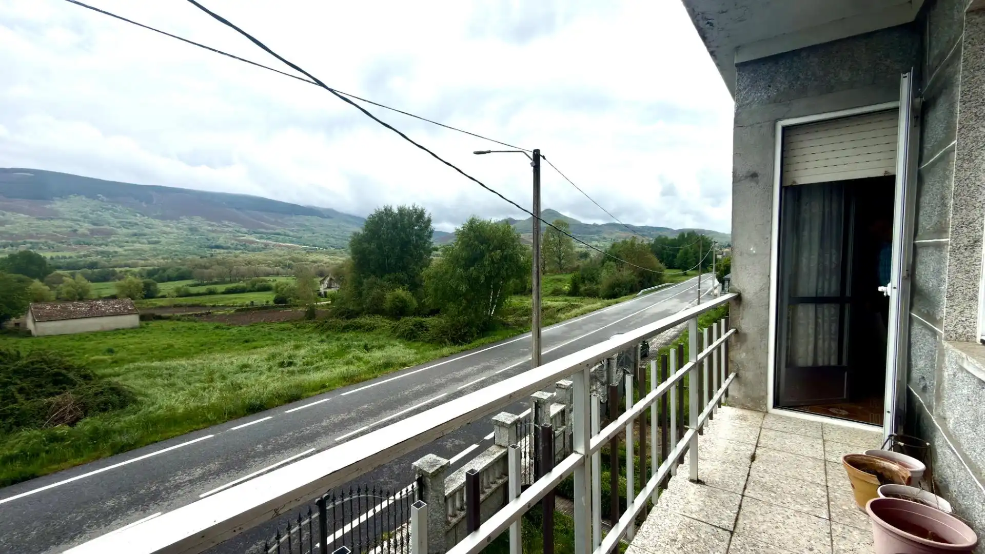 Vista exterior de Casa o chalet en venta en Baltar con Jardín privado, Trastero y Amueblado