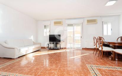 Living room of Duplex for sale in  Madrid Capital  with Terrace and Balcony