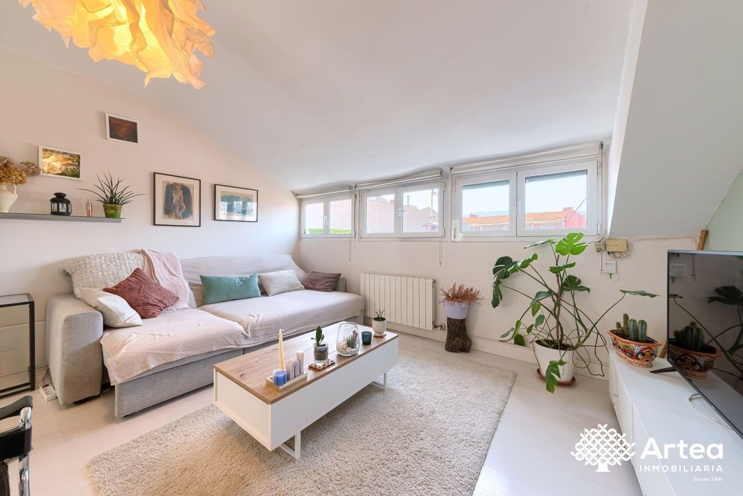 Living room of Flat for sale in Bilbao   with Heating