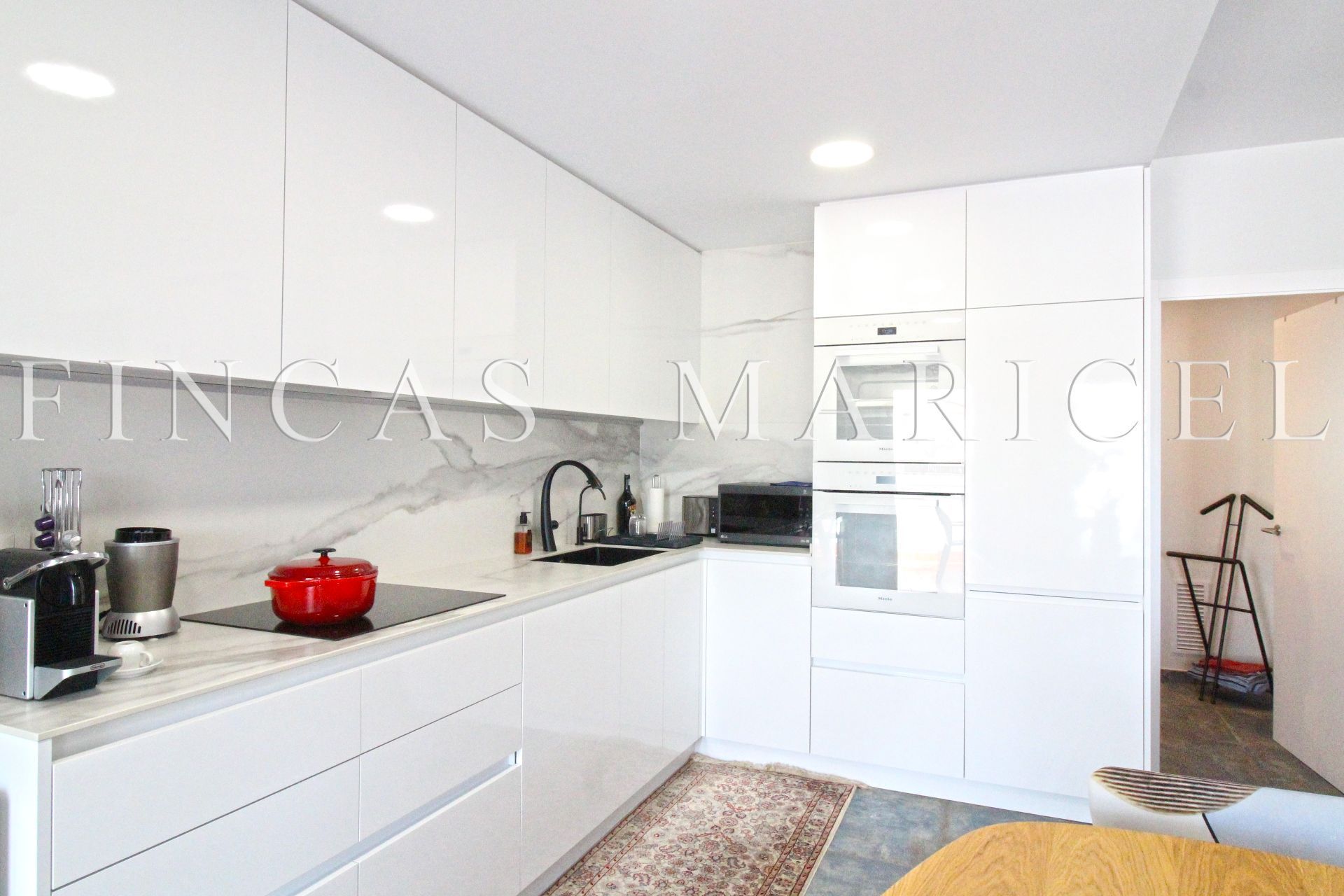 Kitchen of Attic for sale in Sitges  with Air Conditioner, Heating and Terrace