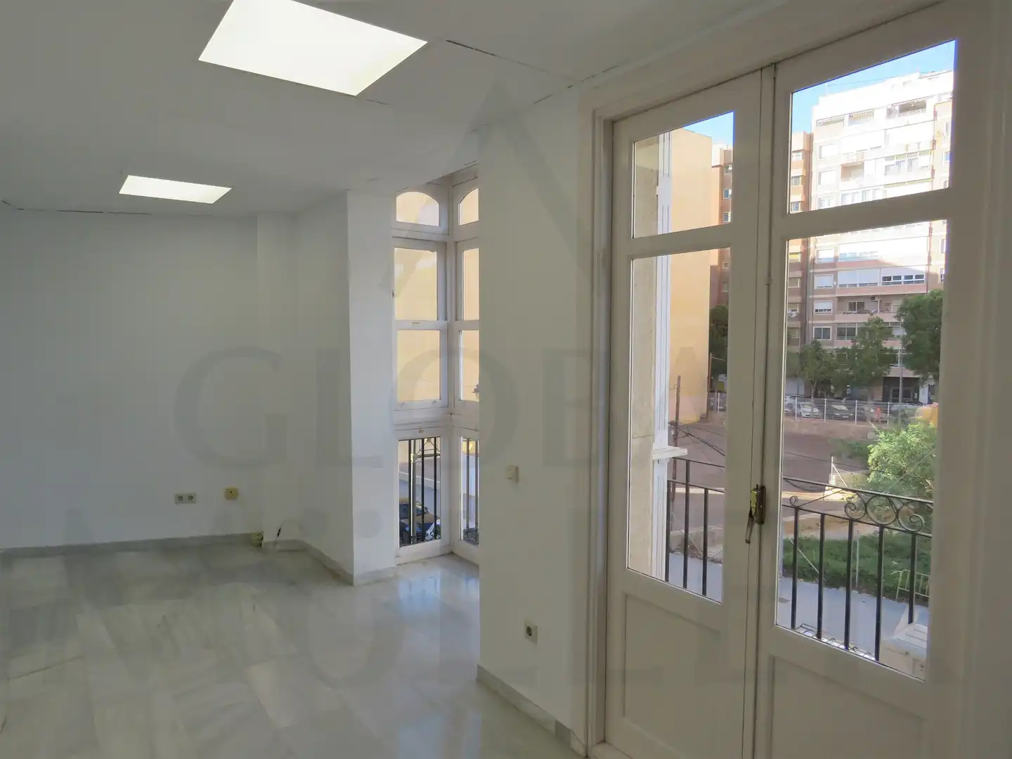 Oficina de alquiler en Calle Salitre, 24, Casco Antiguo