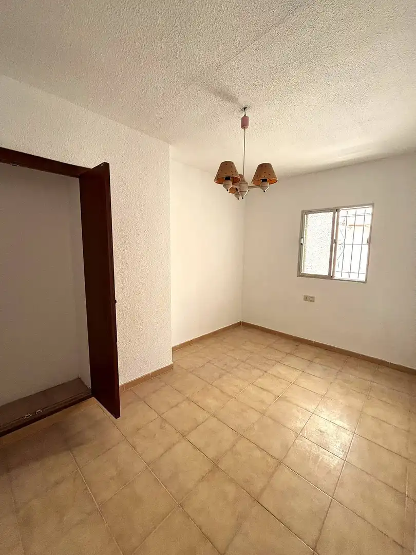 Dormitori de Casa o xalet en venda en Alicante / Alacant