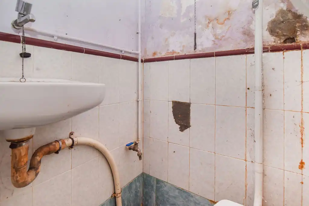 Baño de Local en venta en Mataró