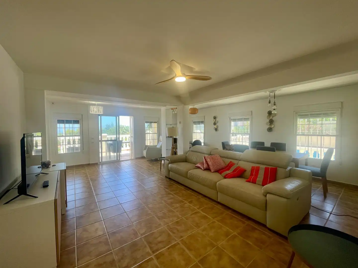 Sala de estar de Casa o chalet en venta en Peñíscola / Peníscola con Aire acondicionado, Jardín privado y Terraza