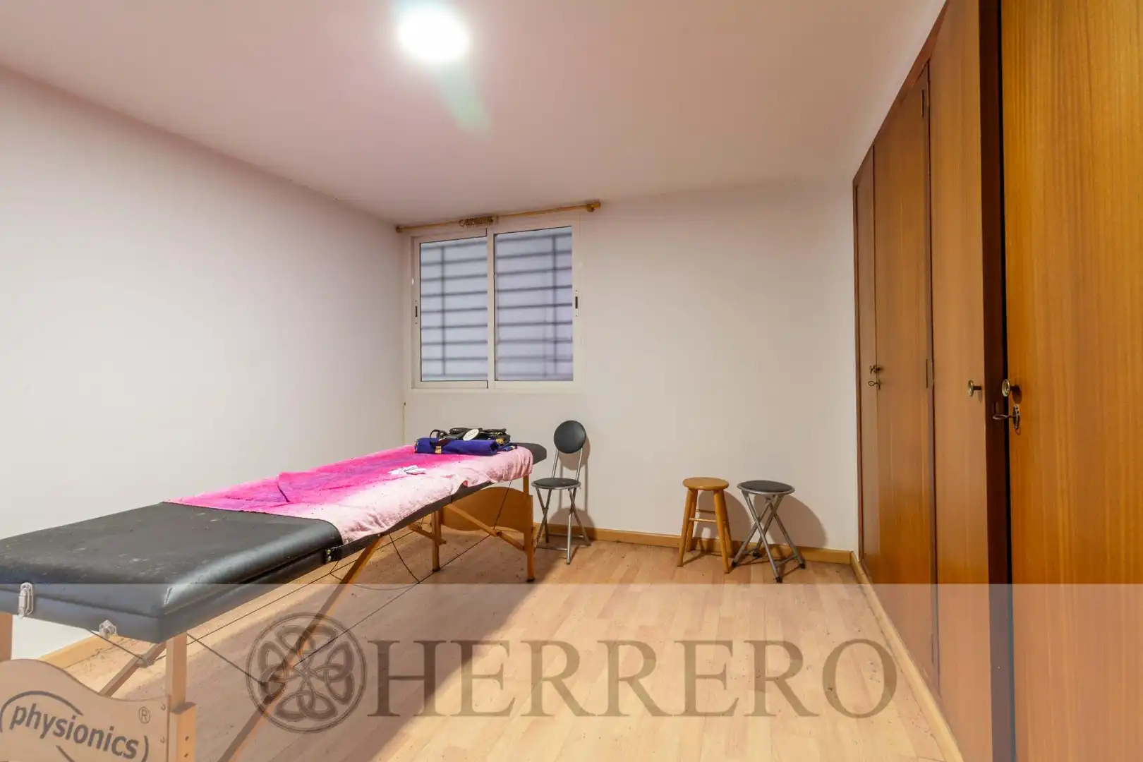 Dormitori de Local en venda en Gandia