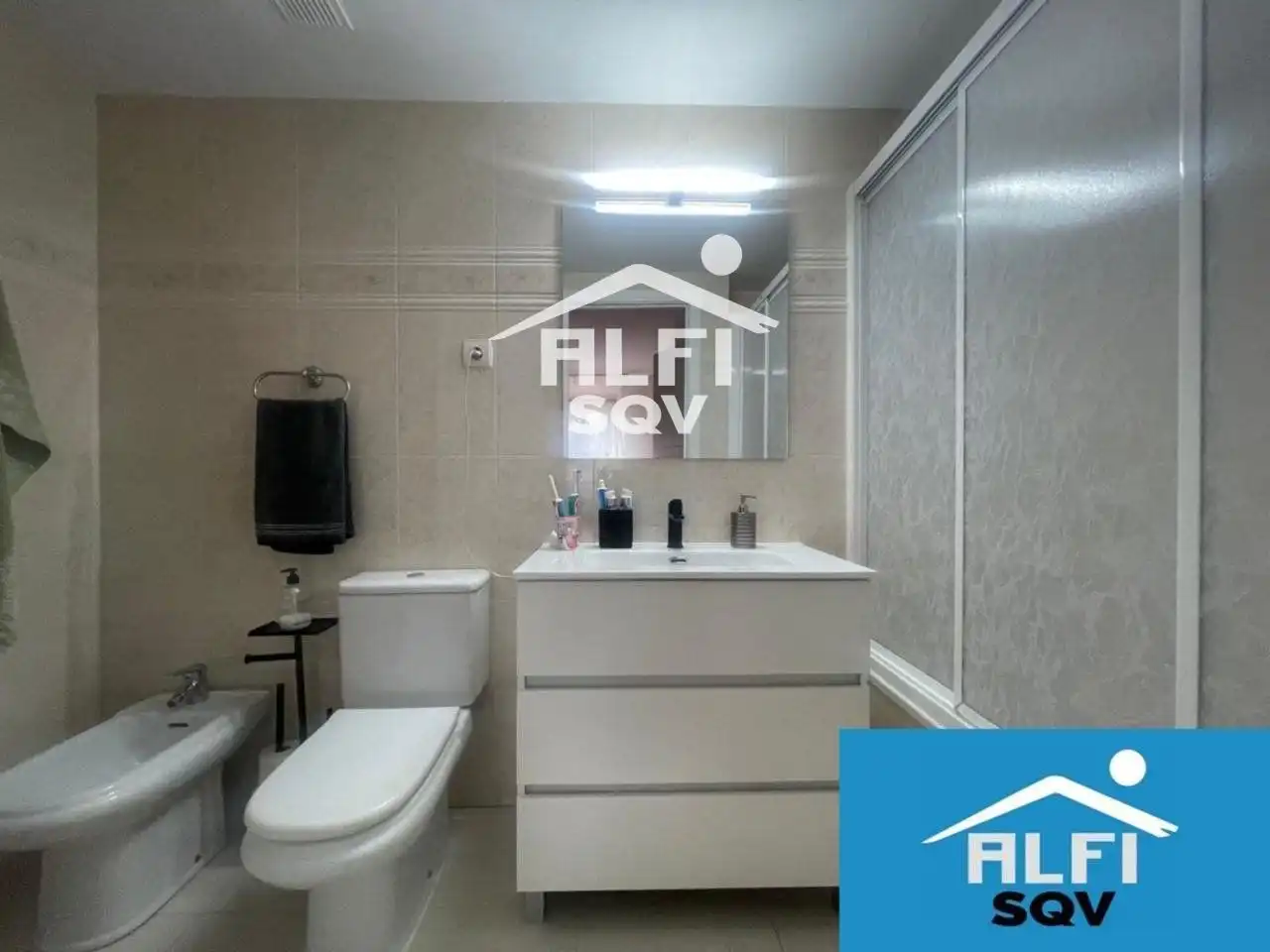 Bathroom of Flat for sale in Sant Quirze del Vallès  with Air Conditioner and Heating