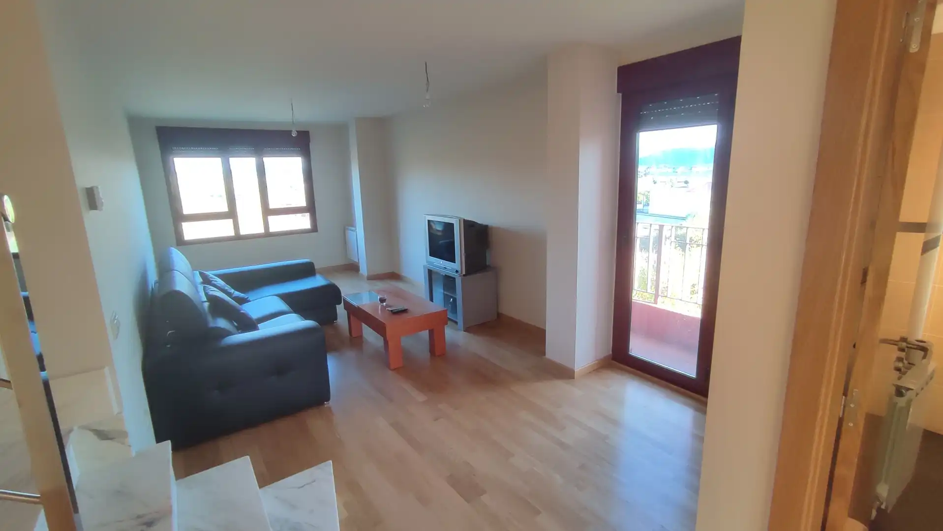 Sala d'estar de Dúplex en venda en Camponaraya amb Calefacció, Parquet i Traster