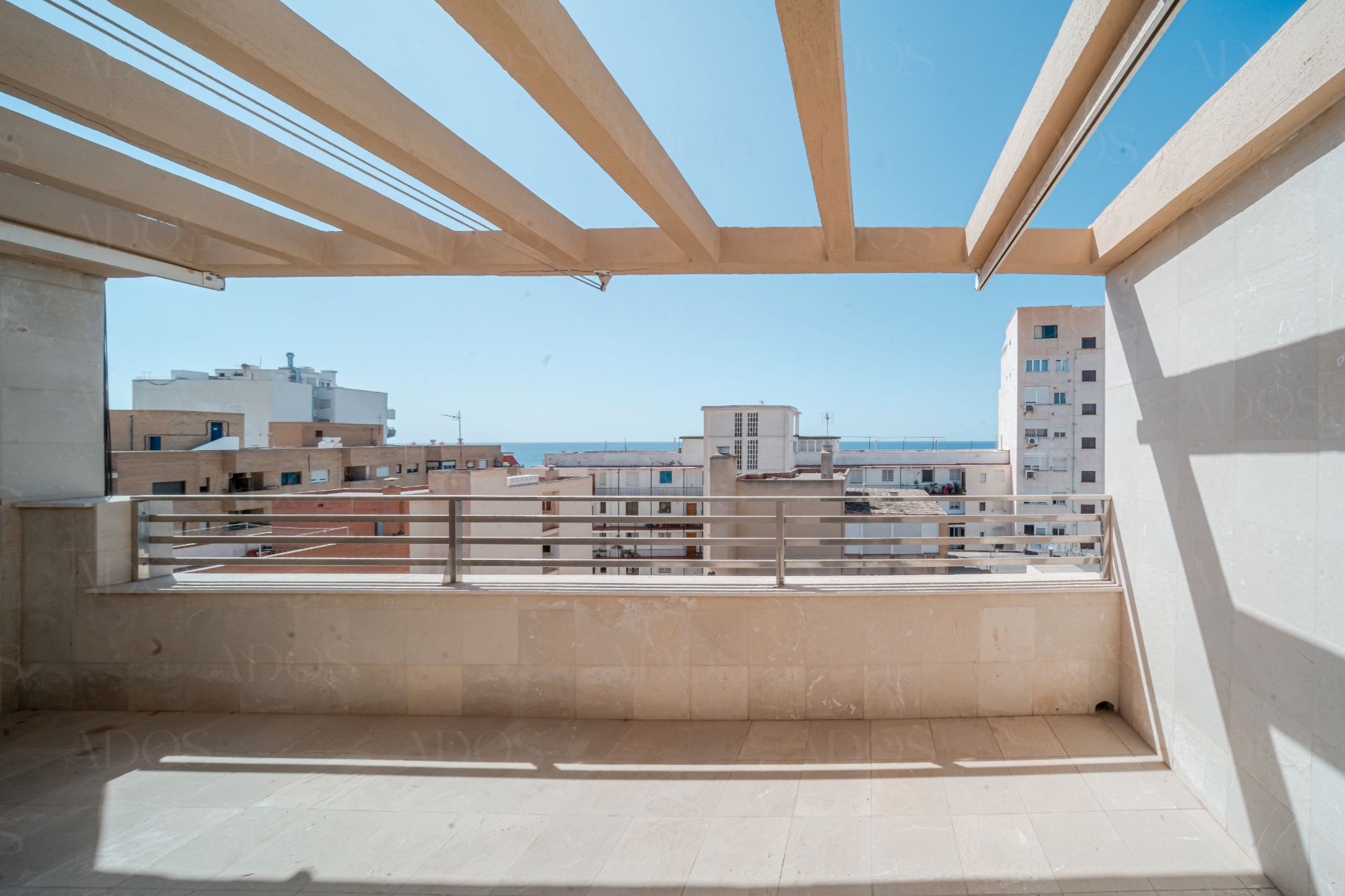 Terrassa de Àtic en venda en  Almería Capital amb Aire condicionat i Terrassa