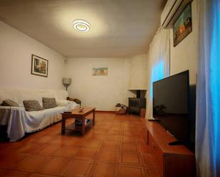 Living room of Flat for sale in Gualta  with Air Conditioner and Balcony