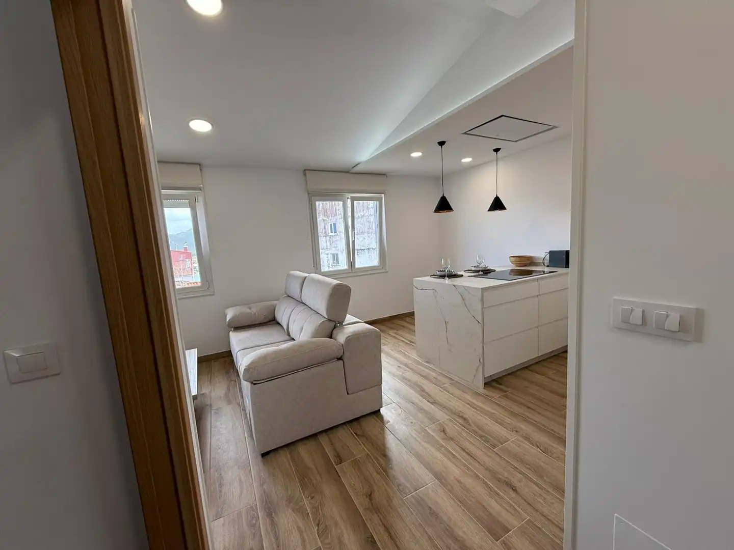 Living room of Flat for rent in Camariñas  with Heating, Parquet flooring and Furnished