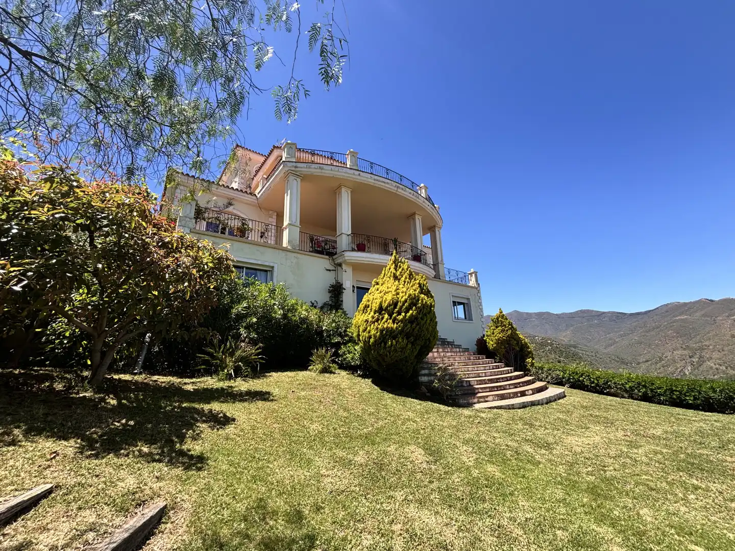 Casa amb terrassa en venda a Altos de Estepona, imagen 2