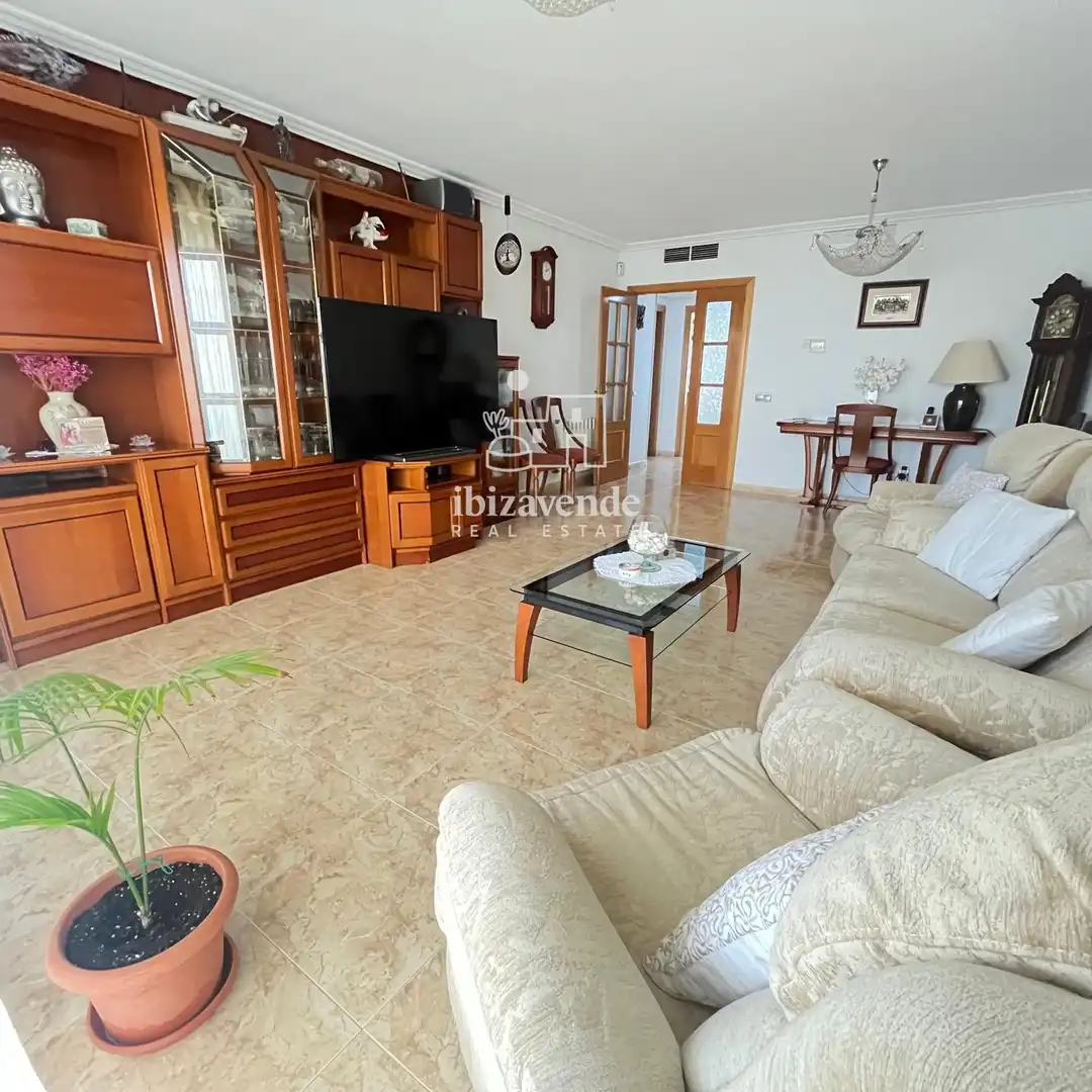 Sala d'estar de Pis en venda en Eivissa amb Terrassa i Moblat