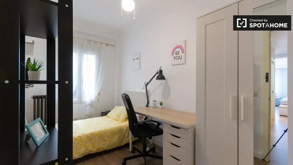 Room in Puerta del Ángel