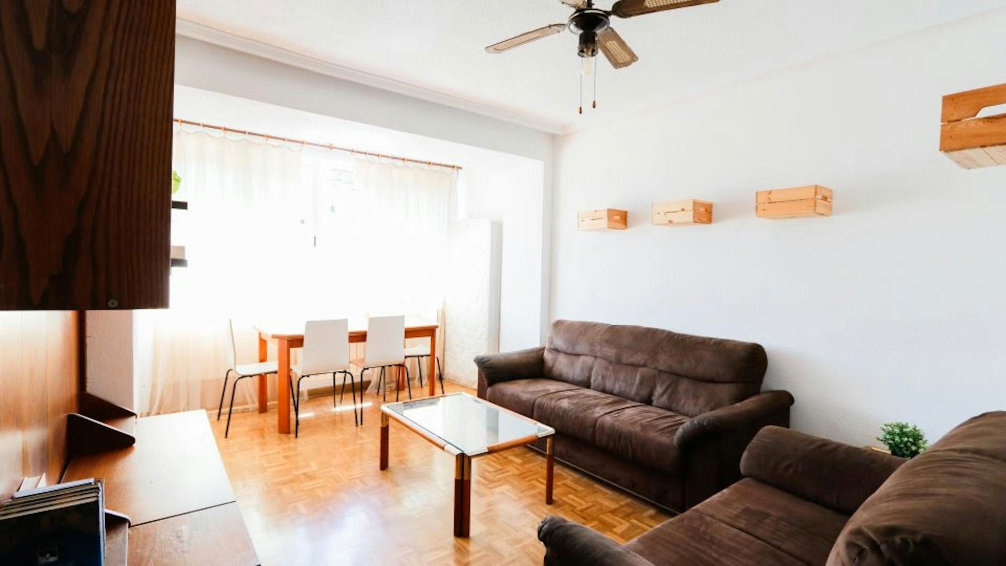 Living room of Flat to rent in  Madrid Capital  with Furnished, Washing machine and Balcony