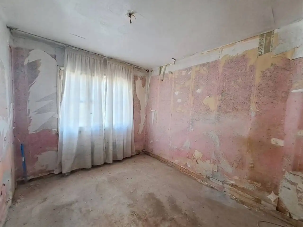 Dormitori de Casa o xalet en venda en Burgos amb Parquet
