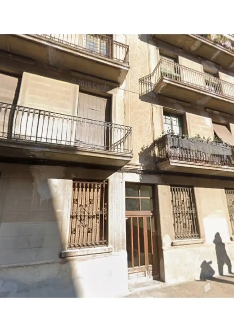 Vista exterior de Edifici en venda en Girona