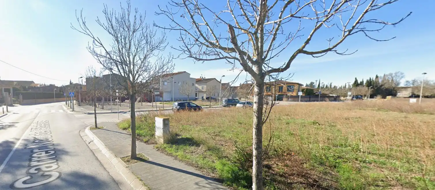 Grundstücke zum Verkauf in Figueres