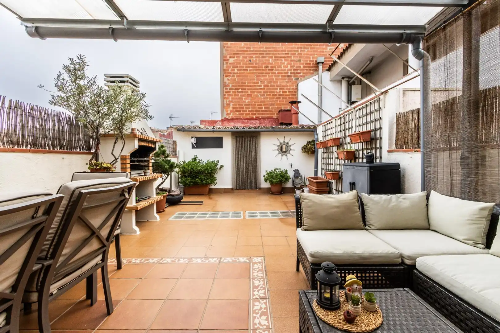 House with terrace for sale in Centre - Sant Oleguer