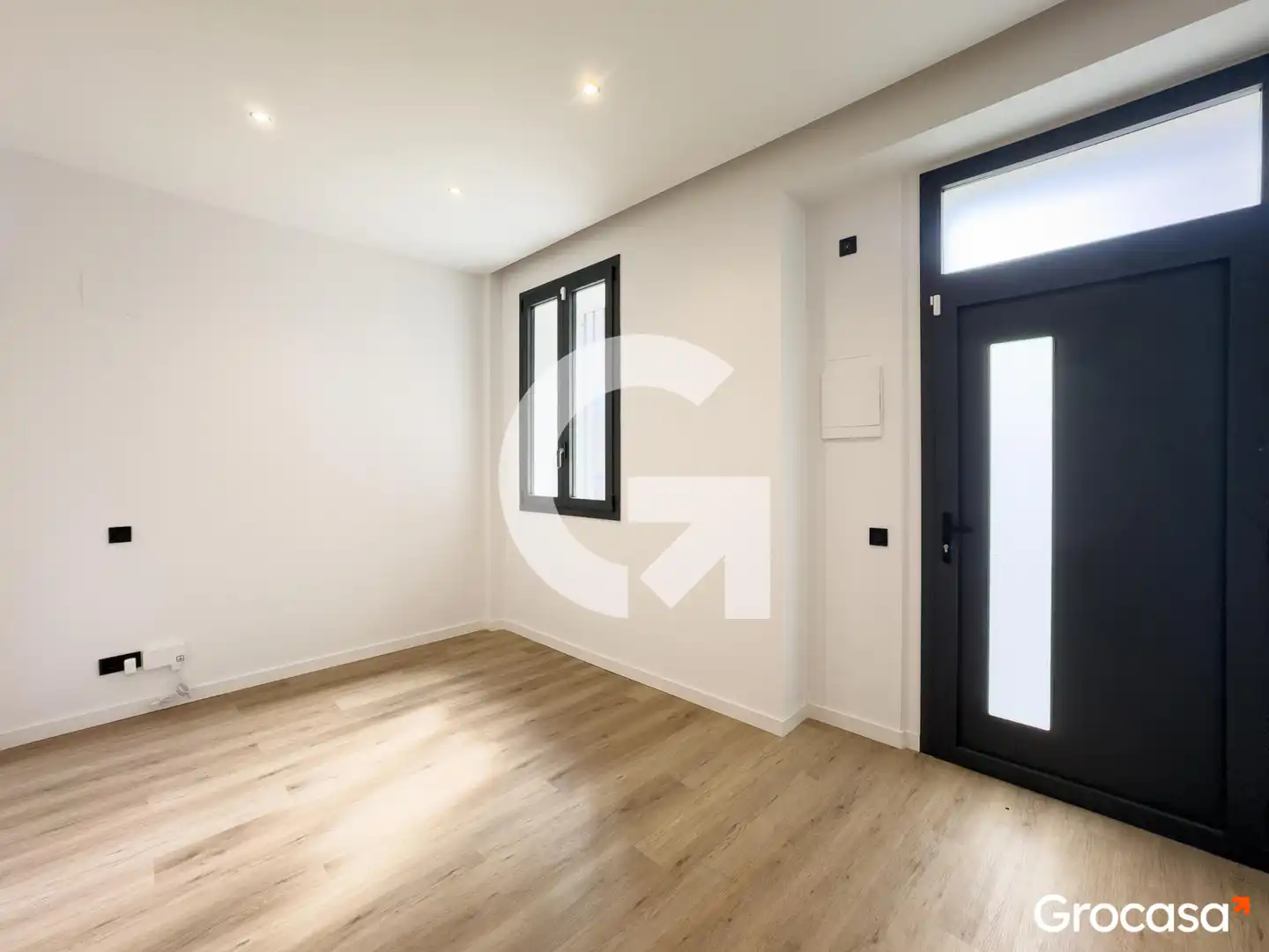 Piso en venta en Barcelona con Aire acondicionado, Calefacción y Horno