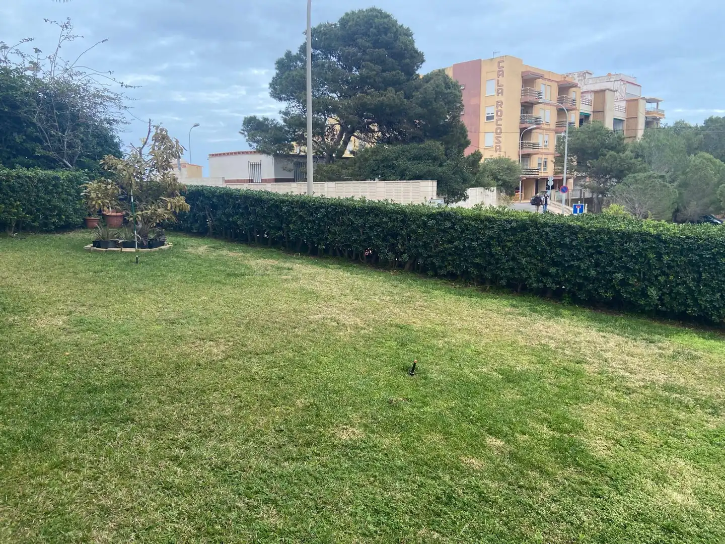 Maisonette zum Verkauf in Cullera mit Klimaanlage, Terrasse und Abstellraum