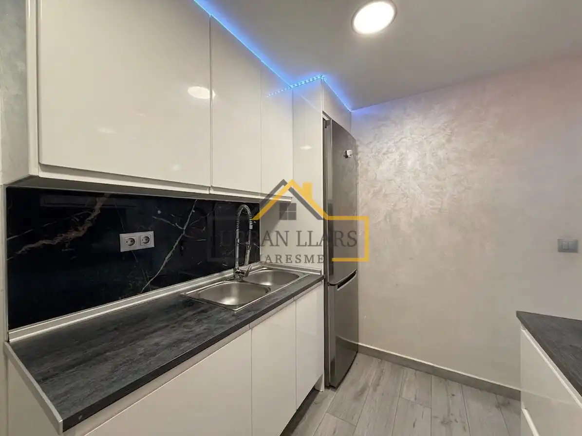 Cocina de Piso en venta en Mataró con Aire acondicionado y Balcón