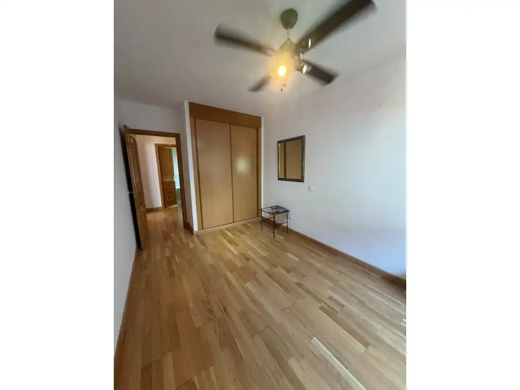 Bajo con ascensor en venta en Calle Viña De La, imagen 11