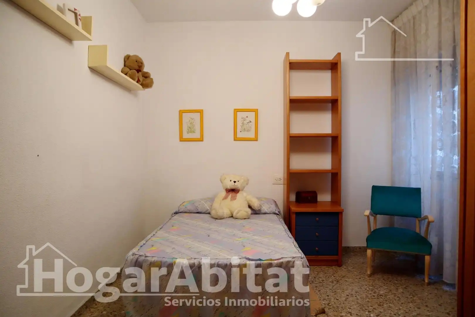 Habitación de Piso en venta en Oliva con Terraza y Balcón